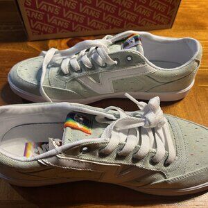 VANS Together as Ourselves Lowland CC Mens 12 NEW